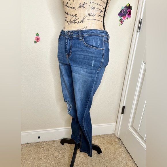 Kensie Effortless Ankle Mid Rise Distressed Style Medium Blue Jeans Size 26 - Picture 5 of 8